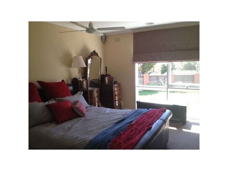 8  Acton Close, Frankston VIC 3199