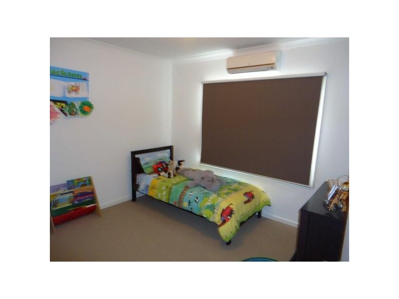 15/35  Lily Way, Skye VIC 3977