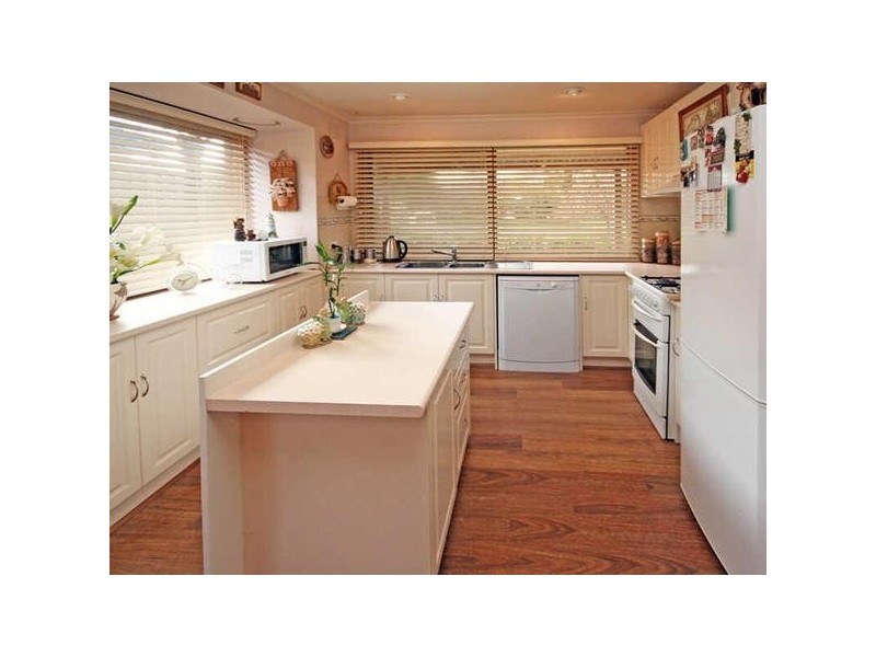 5  Tongola Court, Cranbourne VIC 3977