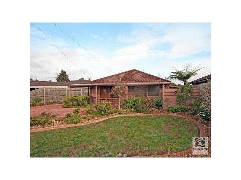 5  Tongola Court, Cranbourne VIC 3977