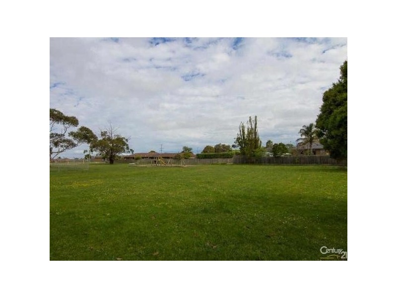 3/2  Blacks Camp Road, Somerville VIC 3912