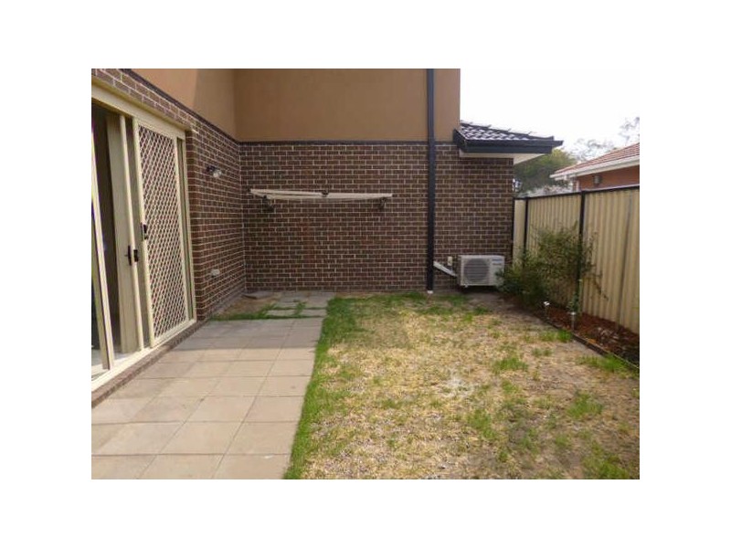 1/25  Suzanne Street, Dandenong VIC 3175