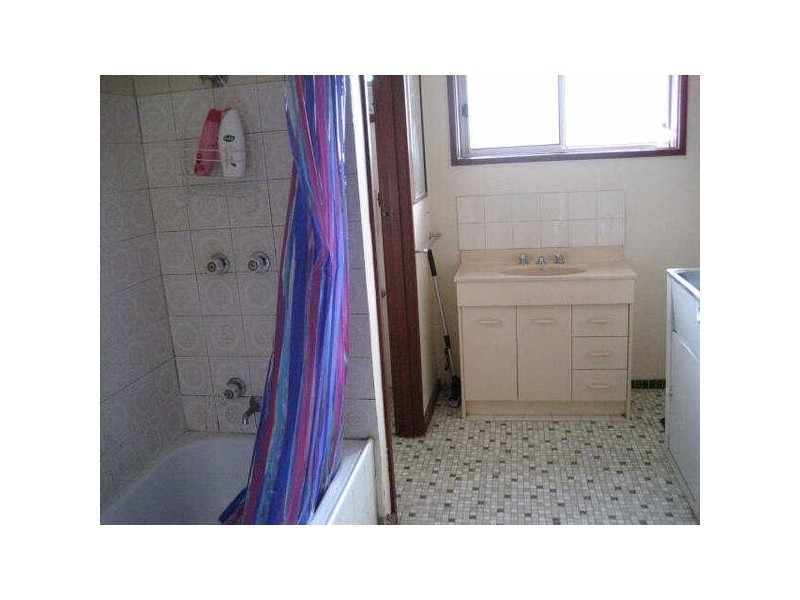 1/72  High Street, Frankston VIC 3199