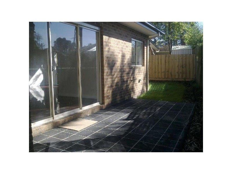 4/2  Wettenhall Road, Frankston VIC 3199