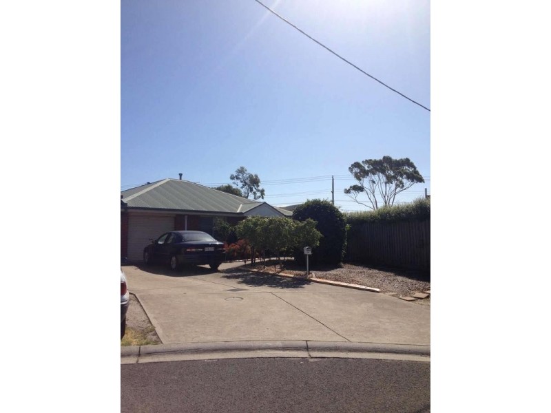 9a  Michael Court, Seaford VIC 3198