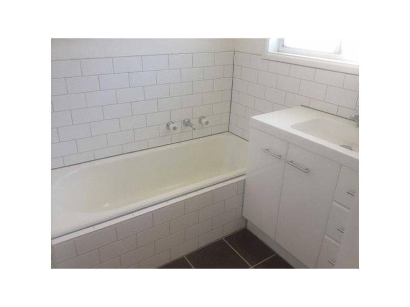 8 Tilia Court, Frankston North VIC 3200