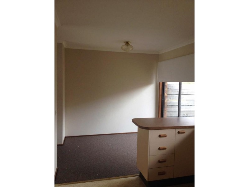 2/169  Seaford Road, Seaford VIC 3198