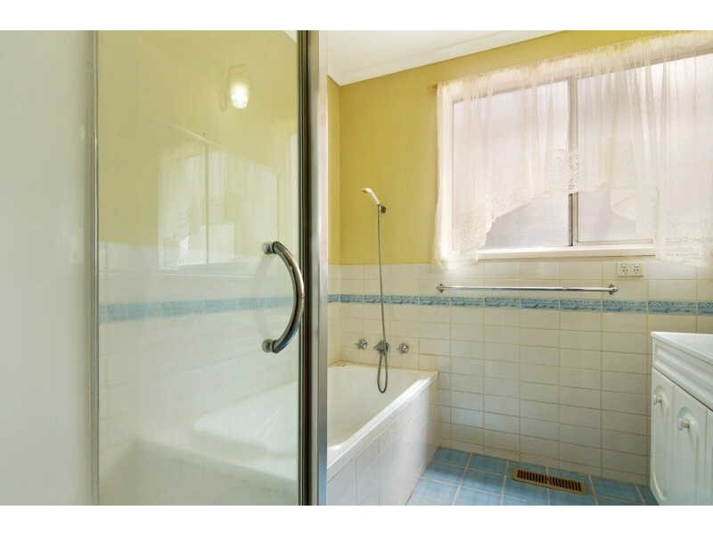 11 Kareela Road, Frankston VIC 3199