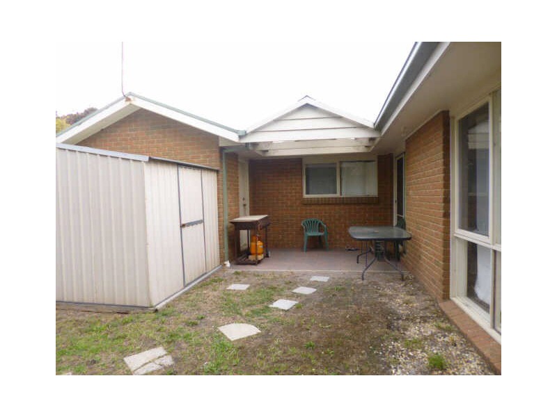 1A  Heatherhill Road, Frankston VIC 3199