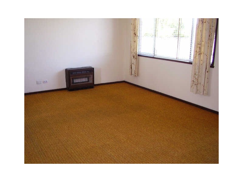 2/1-3  Ropley Grange, Frankston VIC 3199