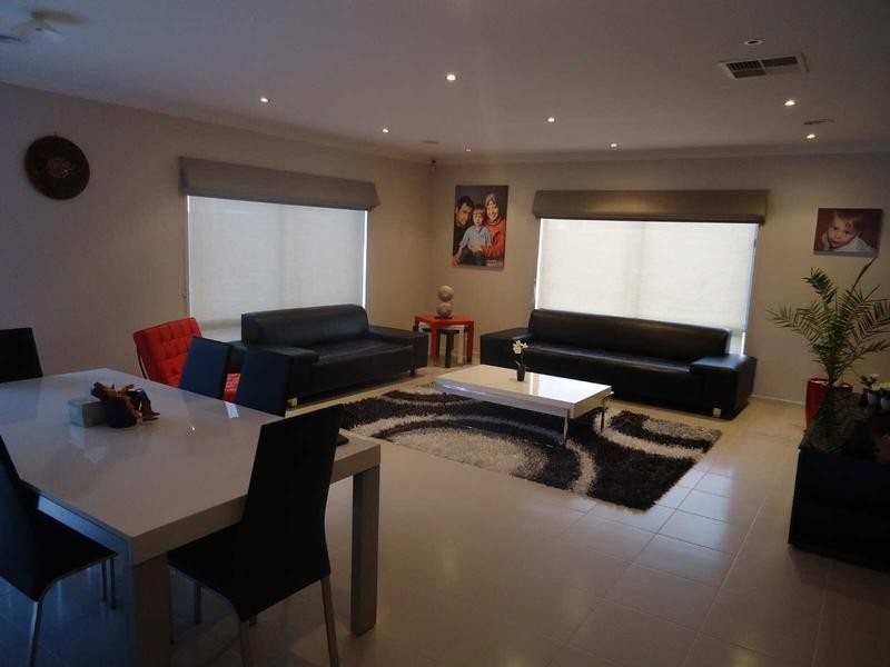 3 Datura Avenue, Cranbourne North VIC 3977