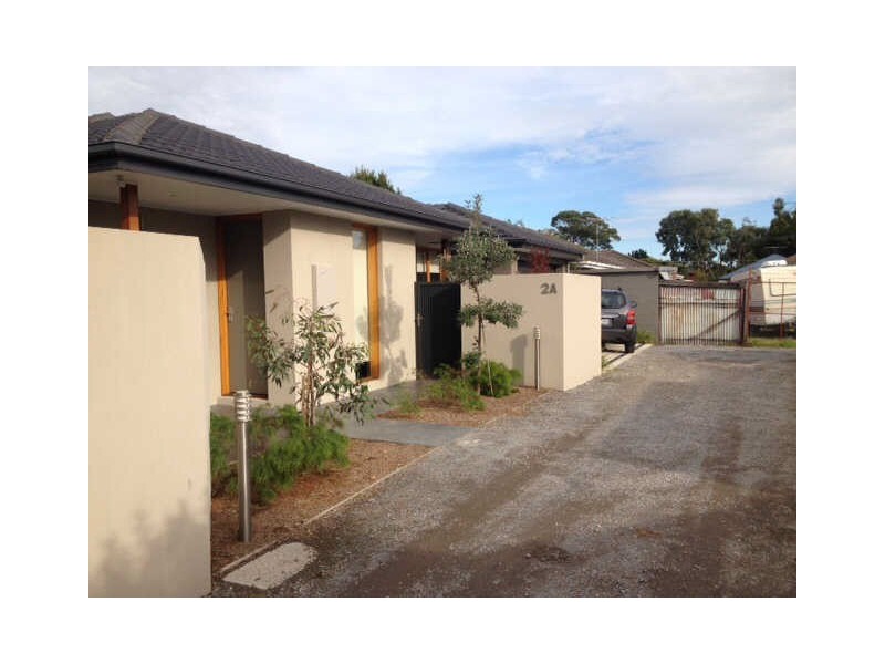 2A  Corlett Street, Frankston VIC 3199