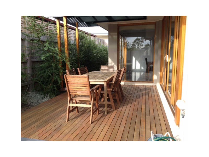 2A  Corlett Street, Frankston VIC 3199