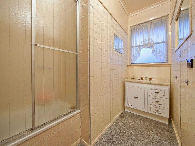 36  Brunning Crescent, Frankston North VIC 3200