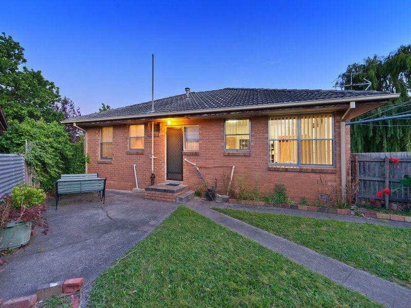 36  Brunning Crescent, Frankston North VIC 3200