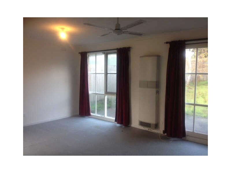 134  Monterey Boulevard, Frankston North VIC 3200