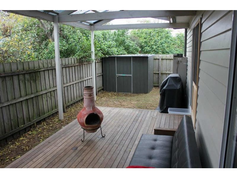 2/57  Rosslyn Ave, Seaford VIC 3198