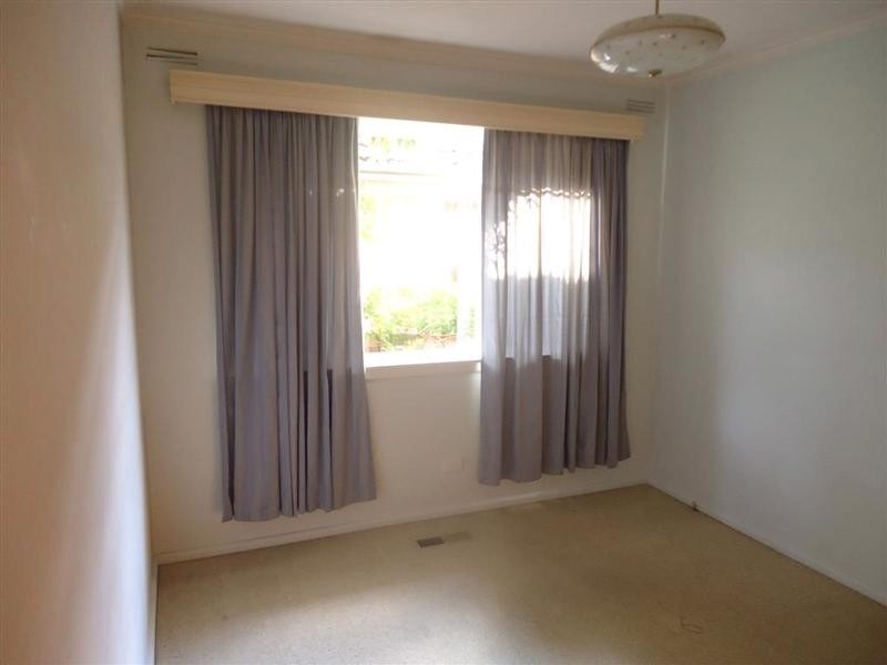 16 Sartori Street, Burwood East VIC 3151