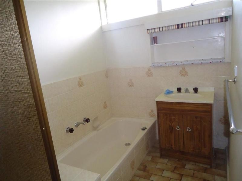 16 Sartori Street, Burwood East VIC 3151