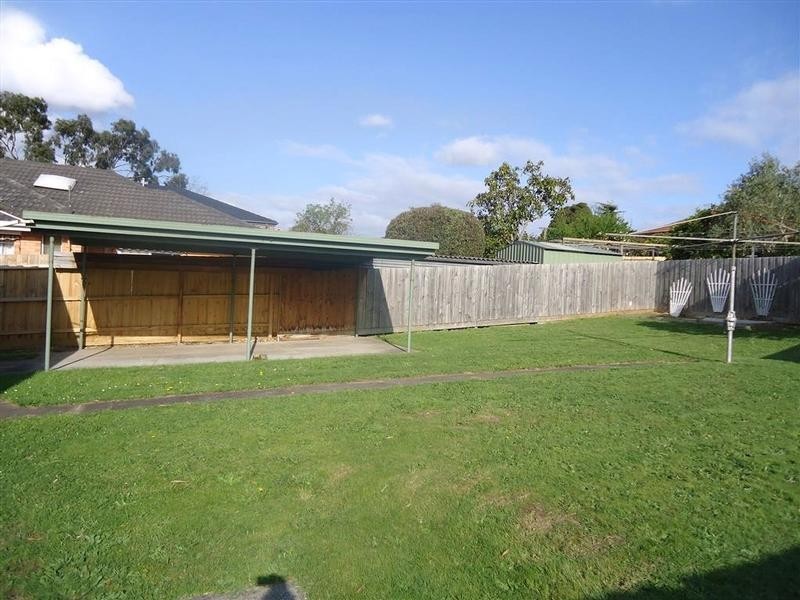 16 Sartori Street, Burwood East VIC 3151