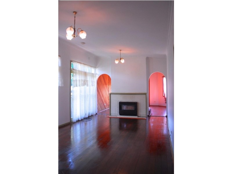 35 Kareela Road, Frankston VIC 3199