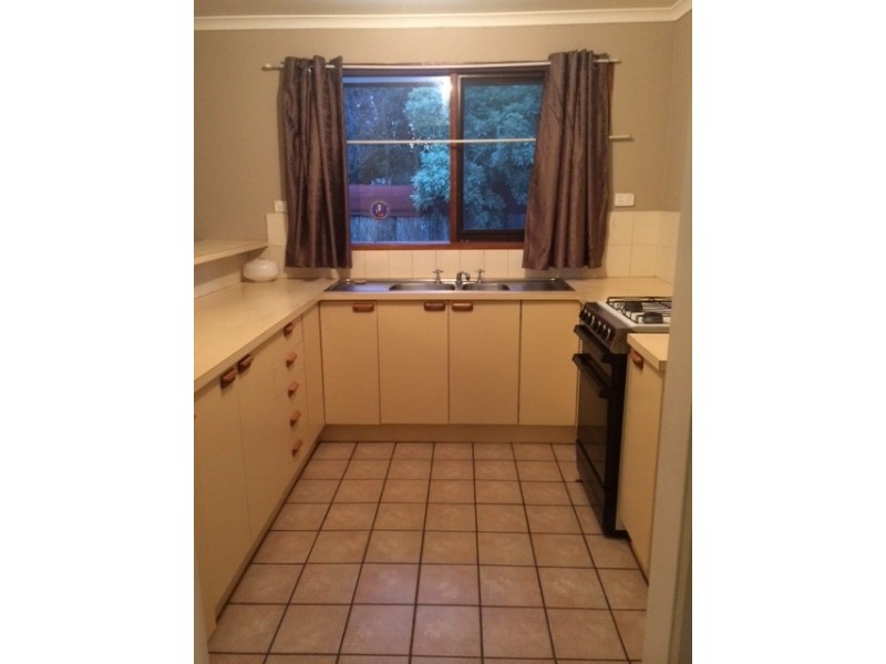 2/19 Foot Street, Frankston VIC 3199