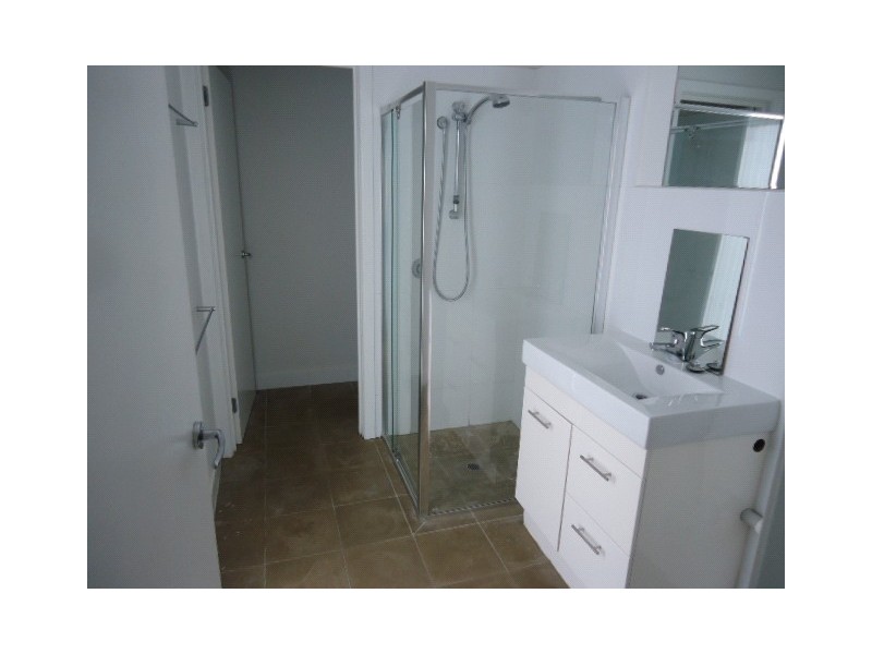 2/30 Gweno Avenue, Frankston South VIC 3199