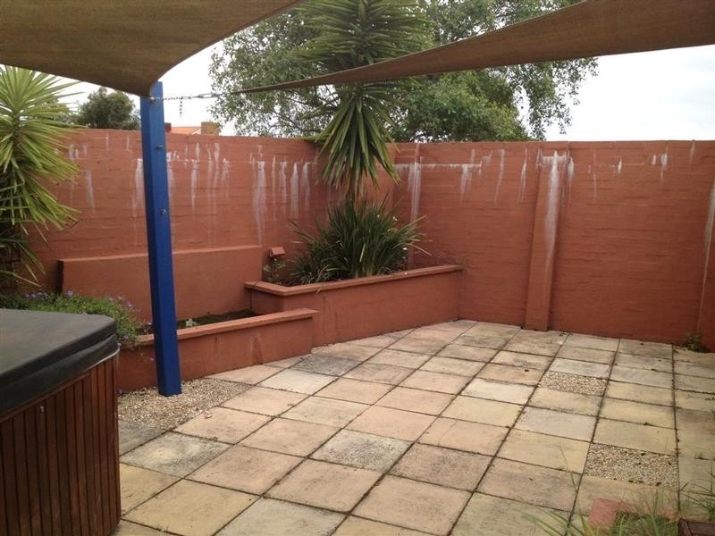 8 Acton Close, Frankston VIC 3199