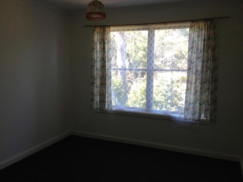 11 Lindsay Street, Frankston North VIC 3200