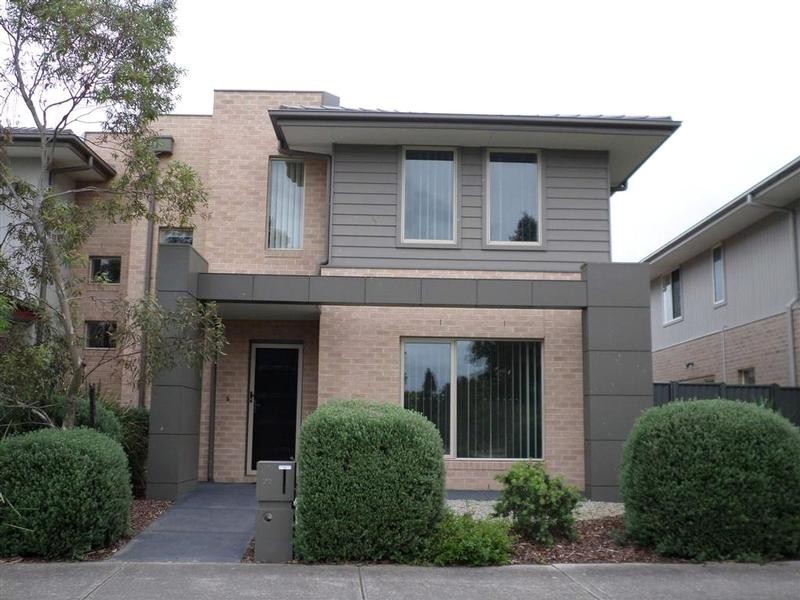 30 Hidden Grove Boulevard, Keysborough VIC 3173