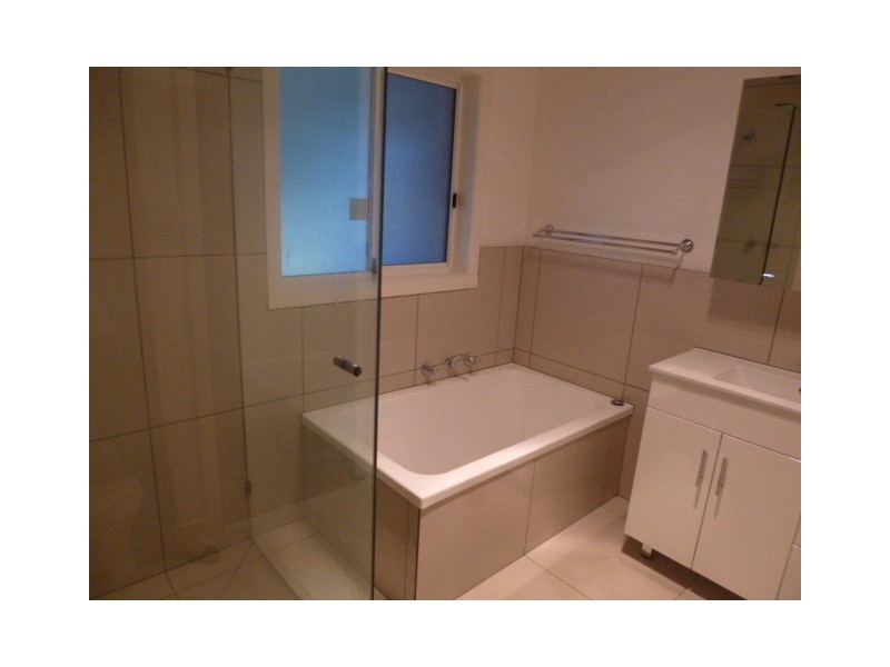 23 Raymond Road, Seaford VIC 3198