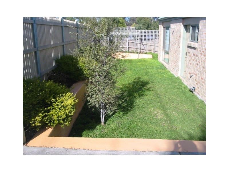 1/49 McClelland Drive, Skye VIC 3977