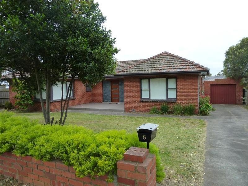 5 Hill Street, Frankston VIC 3199