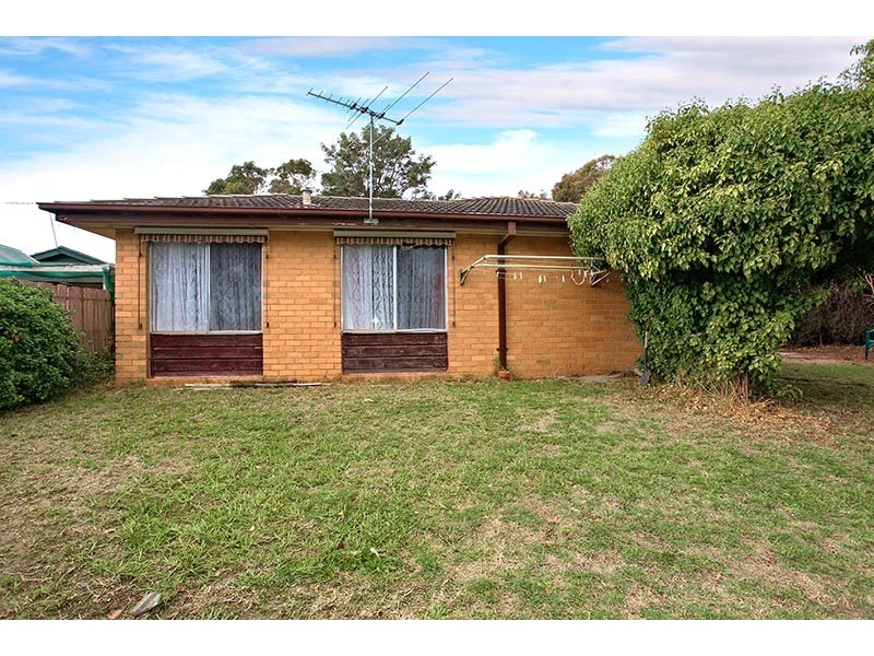 8 Tilia Court, Frankston North VIC 3200
