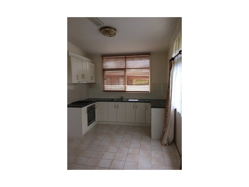 44 Kananook Avenue, Seaford VIC 3198