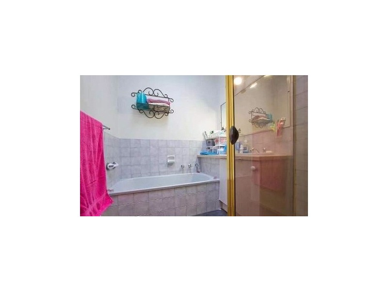 2 Villosa Close, Langwarrin VIC 3910