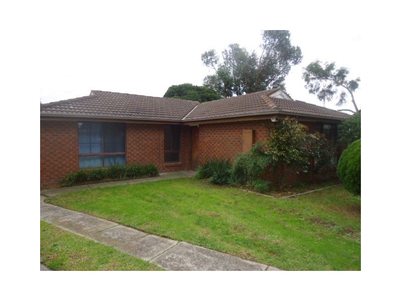 11 Swan Court, Carrum Downs VIC 3201