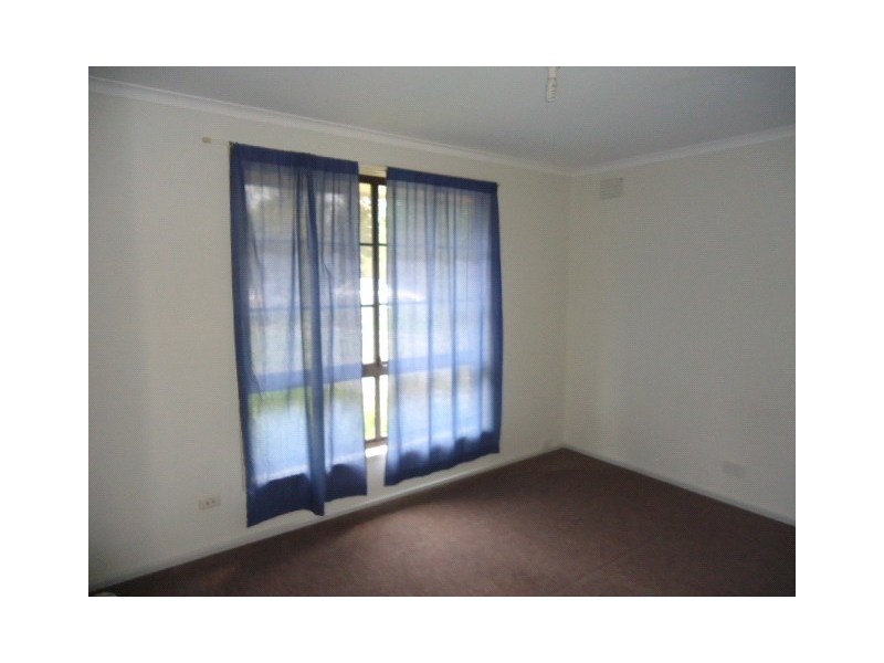 11 Swan Court, Carrum Downs VIC 3201