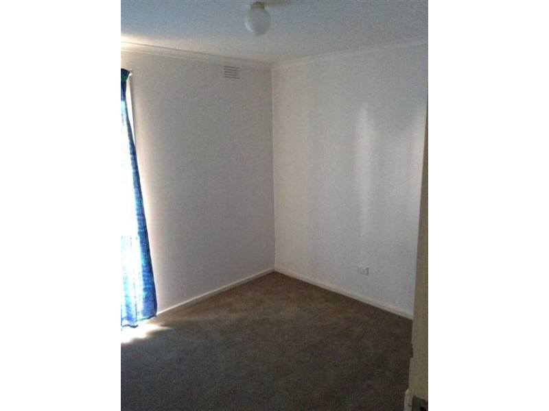 105 Rosemary Crescent, Frankston North VIC 3200