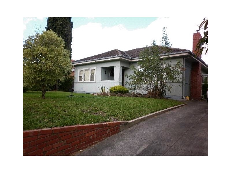 112 Beach Street, Frankston VIC 3199