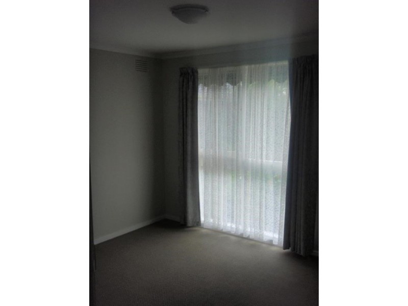 2/15 Bainbridge Avenue, Seaford VIC 3198