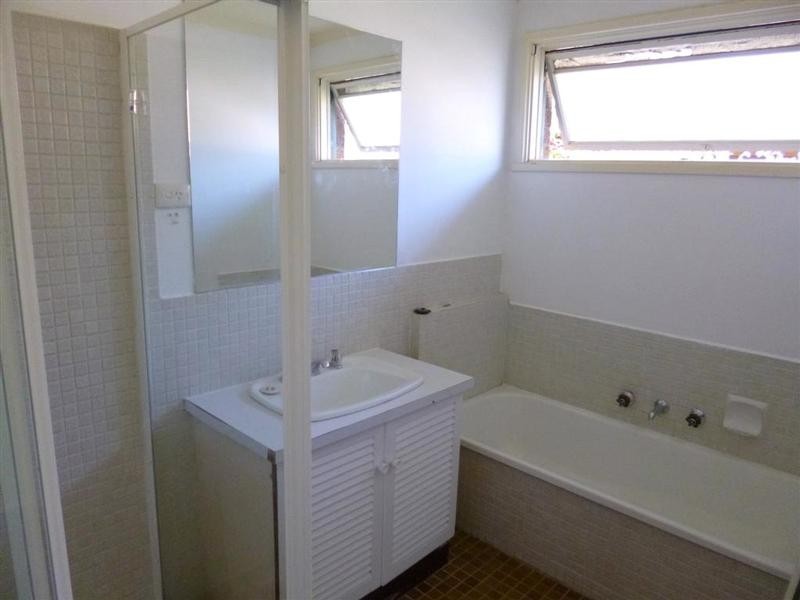 1/32 Roberts Street, Frankston VIC 3199