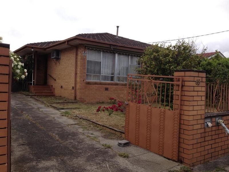 65 Brunning Crescent, Frankston North VIC 3200