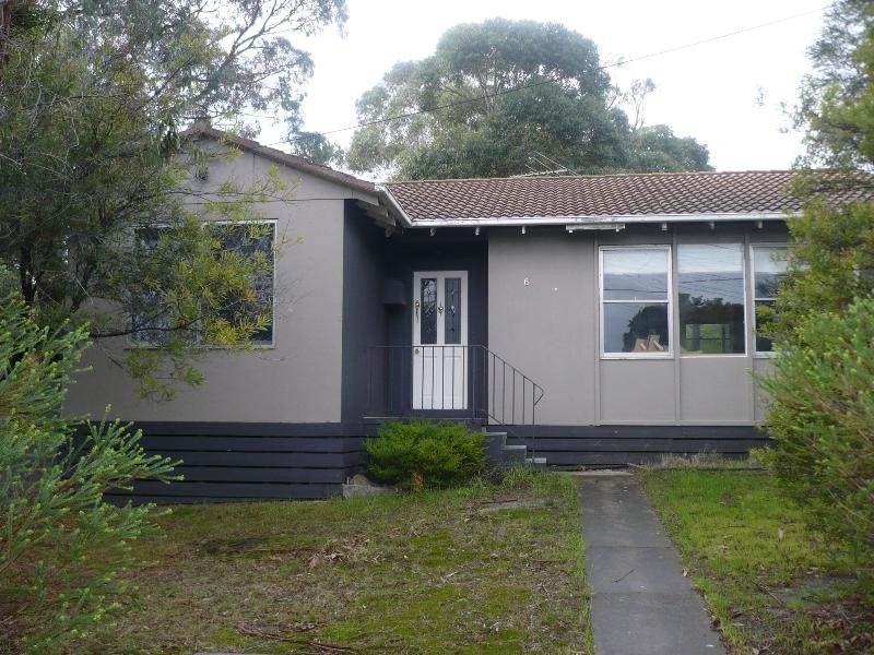 6 Moreton Street, Frankston North VIC 3200