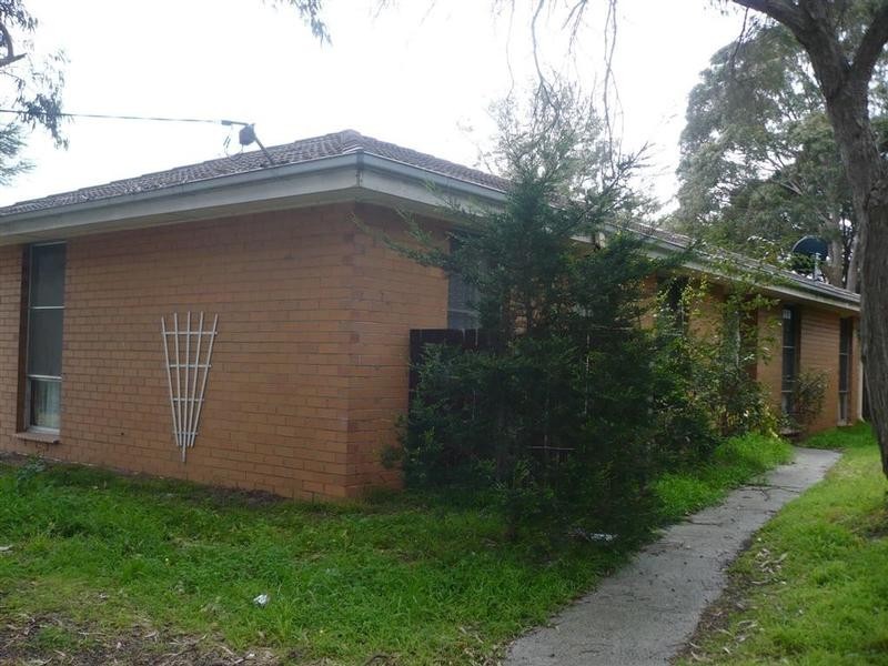 13 Caley Street, Frankston North VIC 3200