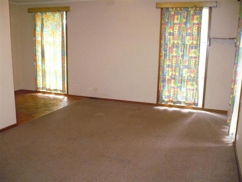 13 Caley Street, Frankston North VIC 3200