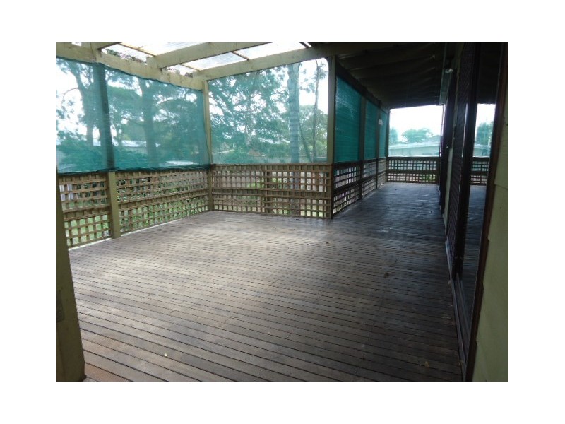 128 Rosslyn Avenue, Seaford VIC 3198