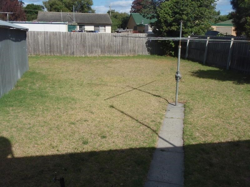 14 Poplar Street, Frankston North VIC 3200