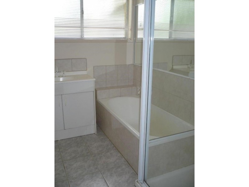 48 Karingal Drive, Frankston VIC 3199