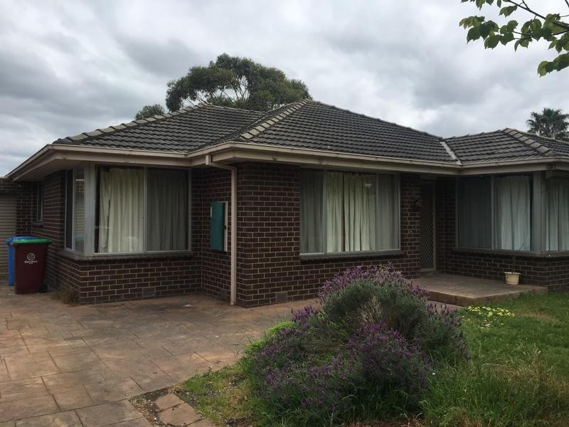 7 Highview Avenue, Cranbourne VIC 3977